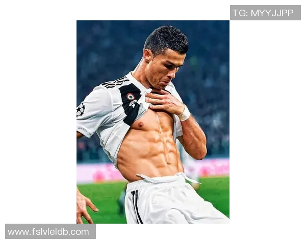 足球明星同款拖鞋时尚潮流推荐让你也能拥有明星范儿